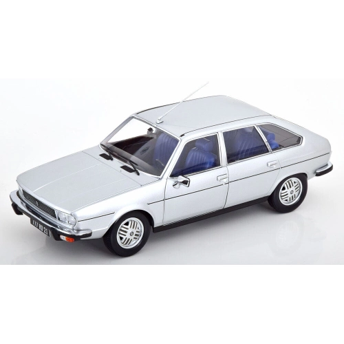 RENAULT 30 TX 1979 SILVER 1:18 Norev Auto Stradali Modellino