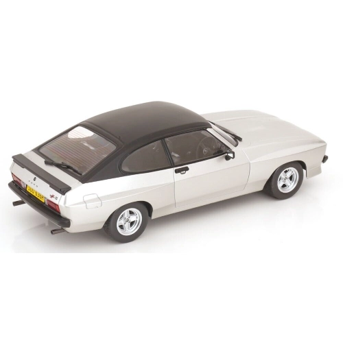 FORD CAPRI MK II X-PACK 1975 SILVER/MATT BLACK RHD 1:18 ModelCarGroup Auto Stradali Modellino