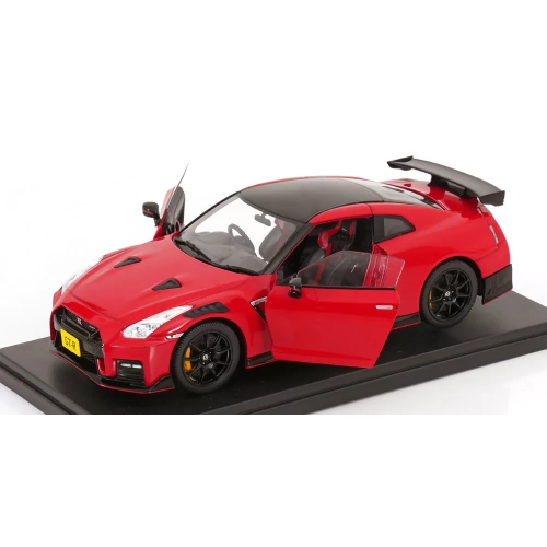 NISSAN GT-R (R35) NISMO 2021 RED 1:24 Whitebox Auto Stradali Modellino