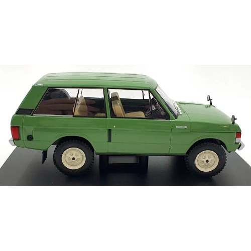 LAND ROVER RANGE ROVER 1970 GREEN RHD 1:24 Whitebox Auto Stradali Modellino