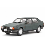 ALFA ROMEO 75 1.6-1.8 1985 METALLIC GREEN 1:18 Laudo Racing Auto Stradali Modellino