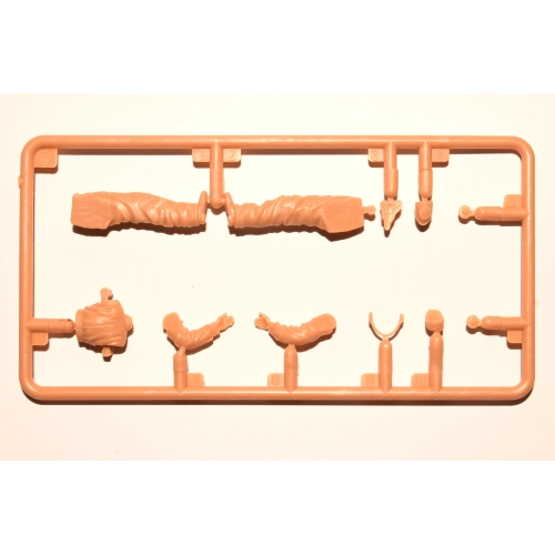 FINNISH TANK CREW KIT 1:35 Miniart Kit Figure Militari Modellino