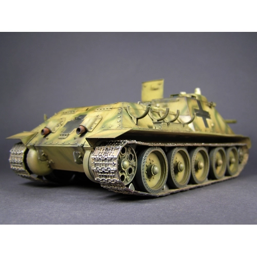 JAGDPANZER SU-85 (R) W/CREW KIT 1:35 Miniart Kit Mezzi Militari Modellino