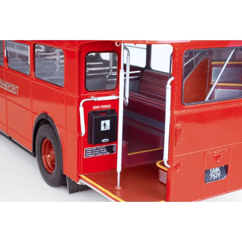 LONDON BUS KIT 1:24 Revell Kit Auto Modellino