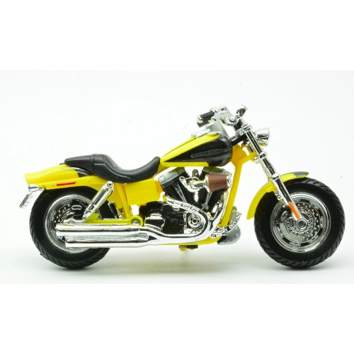 HARLEY DAVIDSON CVO FAT BOB 2009 YELLOW 1:18 Maisto Moto Modellino