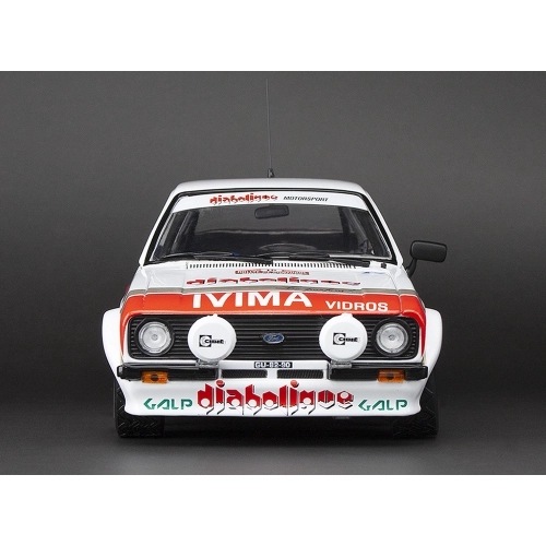 FORD ESCORT RS 1800 N.15 RALLY DE PORTUGAL 1983 J.SANTOS-M.OLIVEIRA 1:18 SunStar Auto Rally Modellino