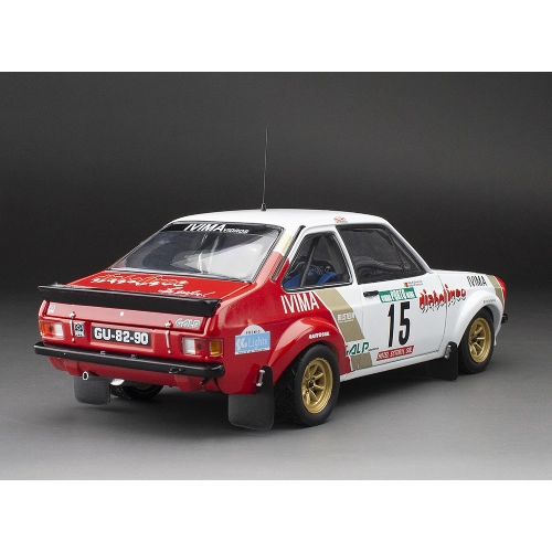 FORD ESCORT RS 1800 N.15 RALLY DE PORTUGAL 1983 J.SANTOS-M.OLIVEIRA 1:18 SunStar Auto Rally Modellino