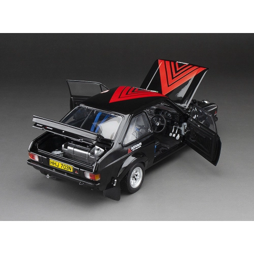 FORD ESCORT RS 1800 N.31 RALLY PORTUGAL 1981 K.SHINOZUKA-B.HARRIS 1:18 SunStar Auto Rally Modellino