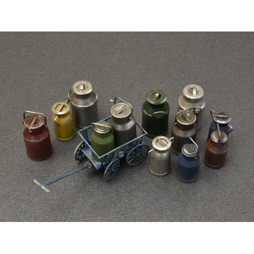 MILK CANS W/SMALL CART KIT 1:35 Miniart Kit Diorami Modellino