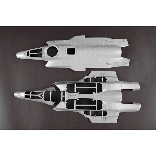 AEREO F-35B LIGHTNING KIT 1:32 Trumpeter Kit Aerei Modellino