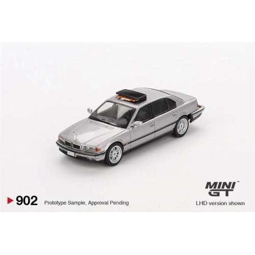 BMW 750 IL (E39) "007-TOMORROWNEVER DIES" 1997 1:64 Mini GT Movie Modellino