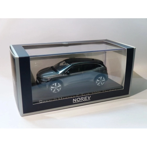 RENAULT MEGANE E-TECH 100% ELECTRIC 2022 SHADOW GREY & BLACK 1:43 Norev Auto Stradali Modellino