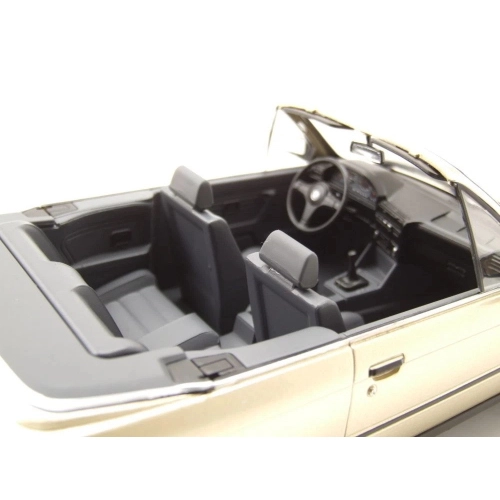 BMW 325I (E30) CABRIOLET 1985 BEIGE 1:18 ModelCarGroup Auto Stradali Modellino