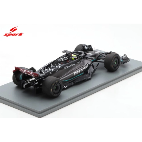 MERCEDES F1 N.47 SPANISH GP 2023 TYRE TEST MICK SCHUMACHER W/PIT B.1:18 Spark Model Formula 1 Modellino