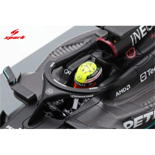 MERCEDES F1 N.47 SPANISH GP 2023 TYRE TEST MICK SCHUMACHER W/PIT B.1:18 Spark Model Formula 1 Modellino