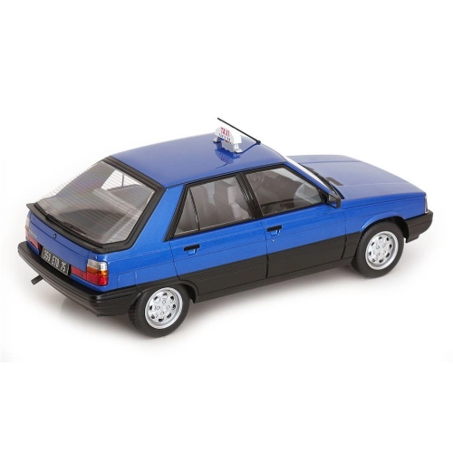 RENAULT 11 GTL 1985 BLUE TAXI (F) 1:18 ModelCarGroup Taxi Modellino