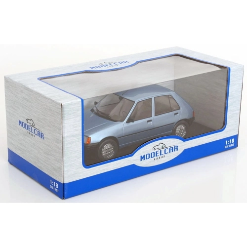 PEUGEOT 205 1984 LIGHT BLUE 1:18 ModelCarGroup Auto Stradali Modellino