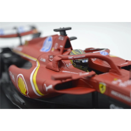 FERRARI SF-24 N.16 CHARLES LECLERC 2024 CON VETRINA 1:18 Burago Formula 1 Modellino